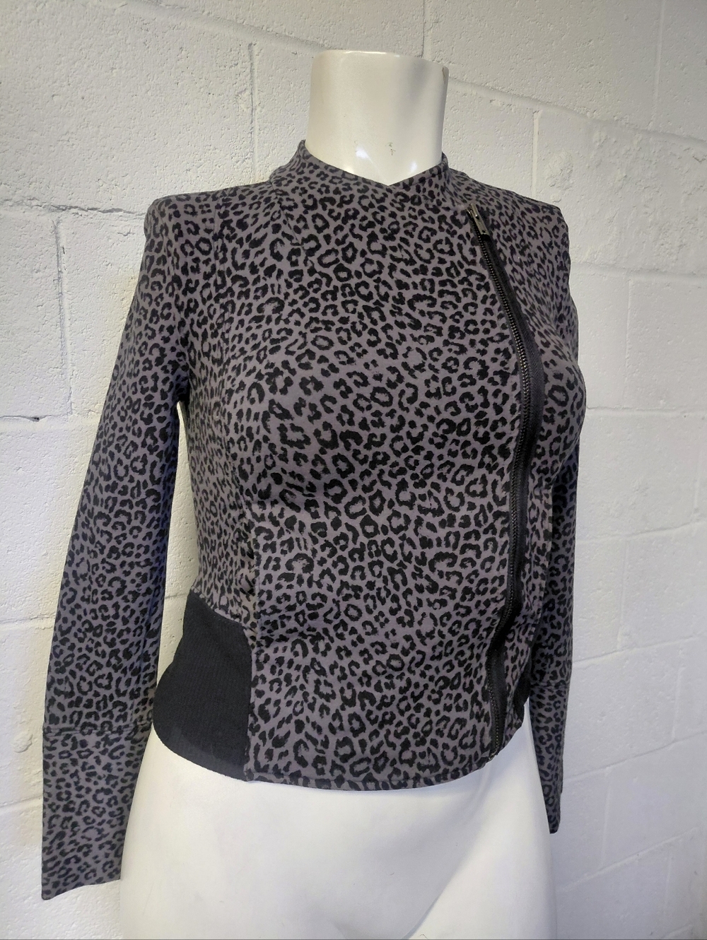 Women's Grey Leopard Print Zip Up Jacket